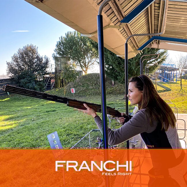Giulia Taboga hunting… clay pigeons with Feeling Sporting, the over and under shotgun for “clay pigeon shooting”>