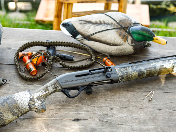 Galleria Waterfowl hunting with the camo semi automatic shotguns affinity 3.5 elite cobalt and bronze