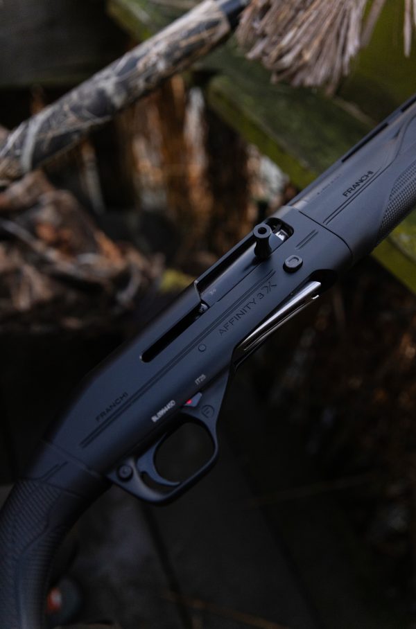 Affinity 3 X Black Synt Gallery